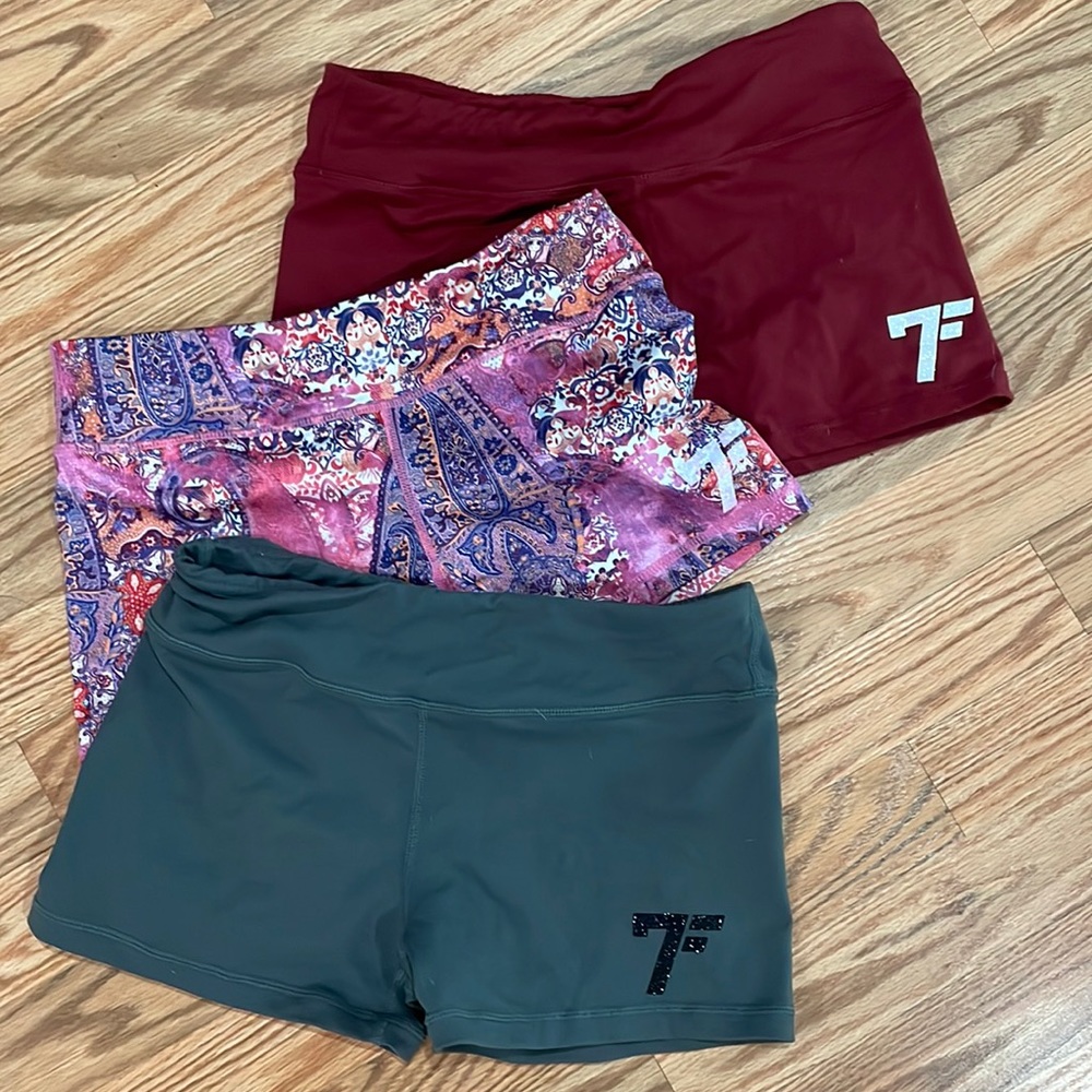 BUNDLE of 7Five workout spandex
